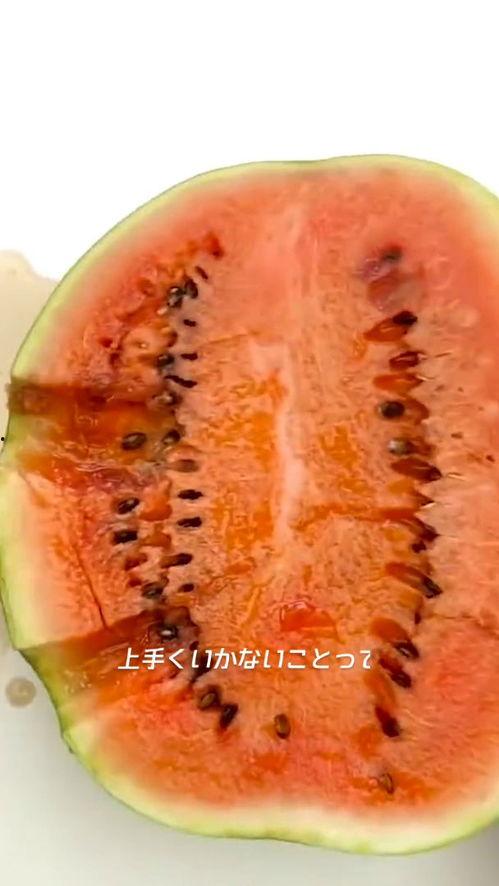 可乐吃瓜的视频,轻松解锁快乐时光！